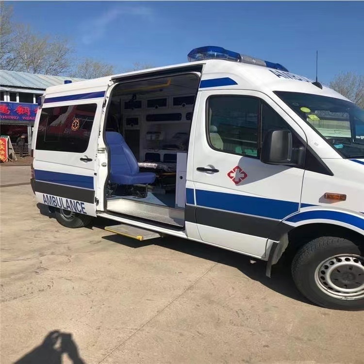 云溪私人长途救护车出租转院回家
